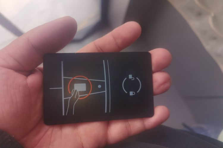 Used Tesla Model Y 2021 Long-Range All-Wheel-Drive Version 3D7 Vehicle Key