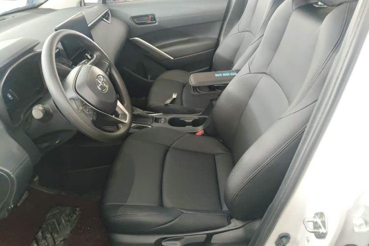 Used Toyota FRONTLANDER 2023 2.0L CVT Elite Edition