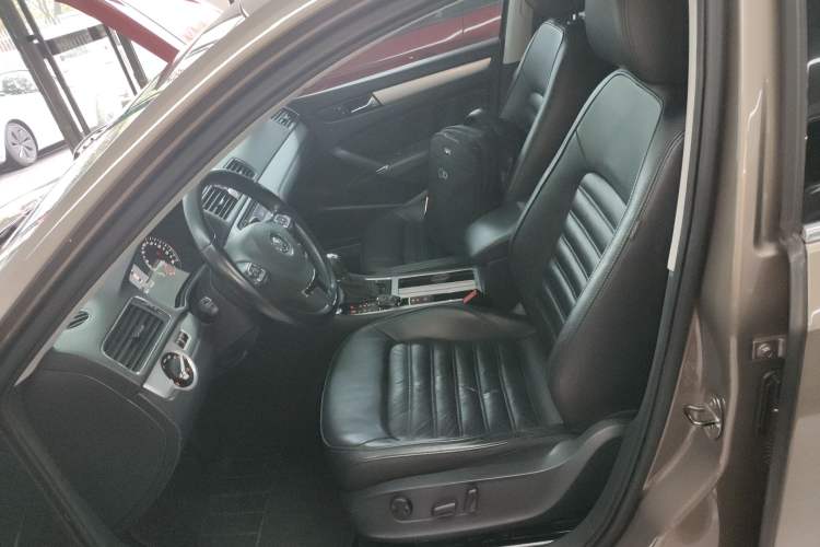 Used Volkswagen Passat 2014 1.8TSI DSG Prestige Edition