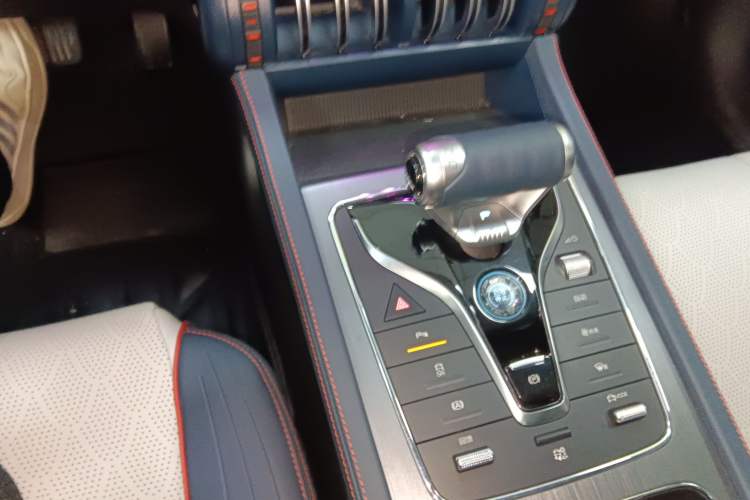 Used BYD Yuan PLUS 2022 430 km Luxury Version Gear Lever
