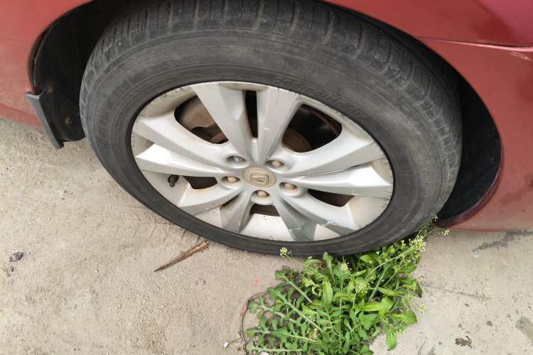 Used CHANGAN Eado 2014 1.6L Manual Luxury Model
