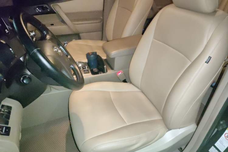 Used Toyota Highlander 2012 2.7L 2WD 5-Seater Elite Edition
