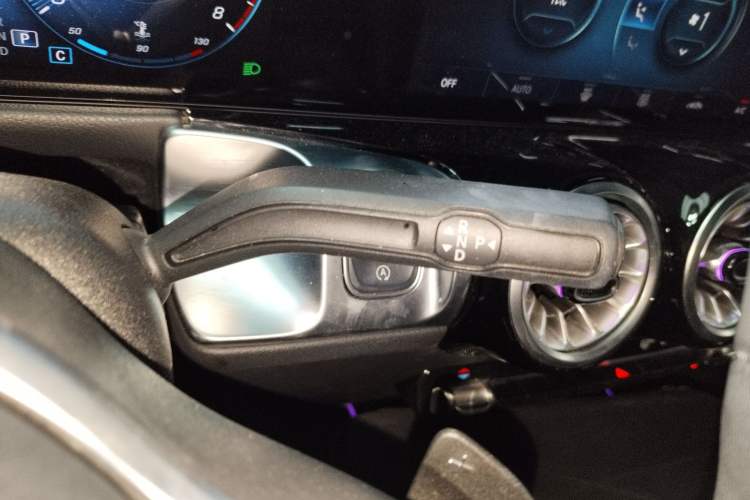 Used Mercedes-Benz GLB 2023 GLB 220 Fashion Model
