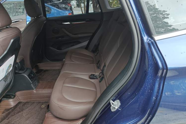 Used BMW X1 2020 sDrive25Li Leading Model
