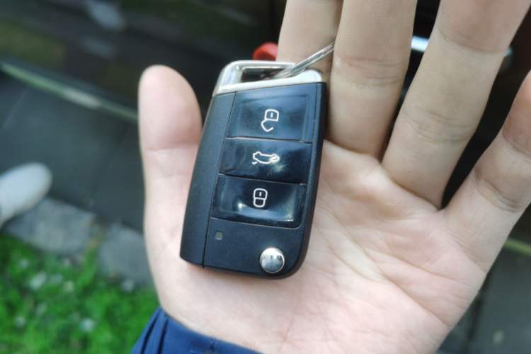 Used Skoda Kodiaq 2018 Facelifted TSI330 5-Seater Two-Wheel-Drive Luxury Enjoyment Edition