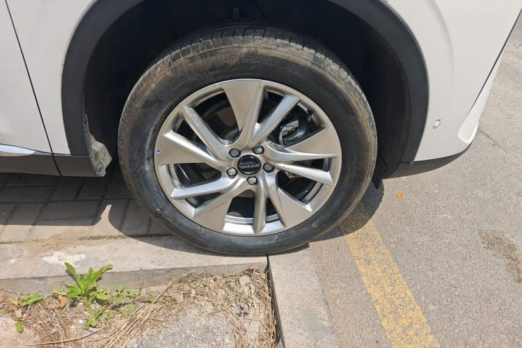 Used Haval H6 2021 3rd Generation 1.5T Automatic Two-Wheel-Drive Supreme Right Front Wheel Hub