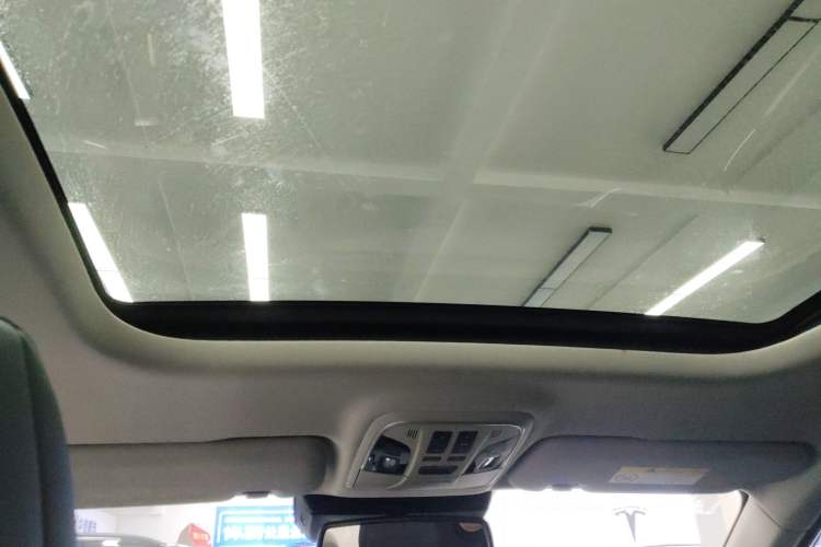 Used Haval F7 2019 2.0T Four-Wheel Drive iJoy China V Standard Headliner