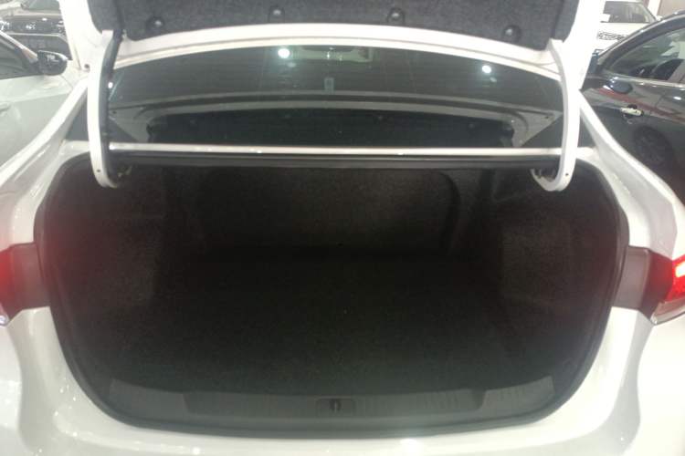 Used Buick GT 2021 Revised Version Flagship 1.5L Automatic Elite Edition Trunk