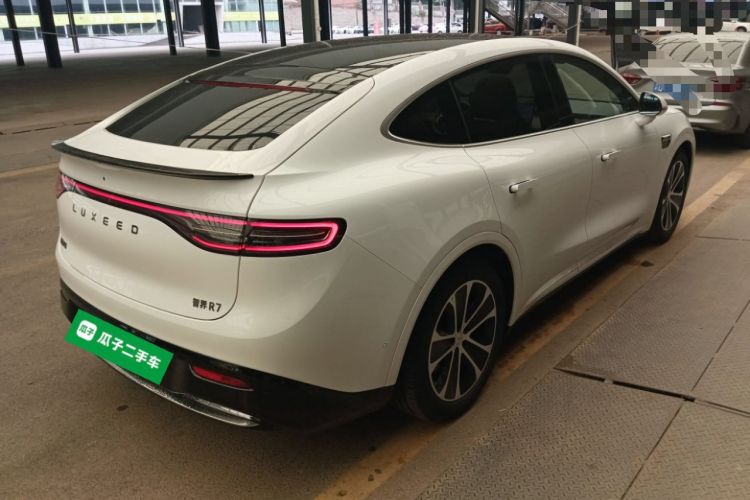 Used Hima Luxeed R7 2024 All-Electric 736 km Ultra Rear Right 45 Deg