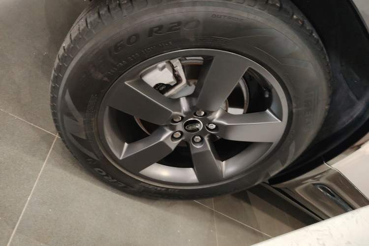 Used Land Rover Defender 2023 Facelift 110 3.0T P400 X-DYNAMIC HSE Exterior 8