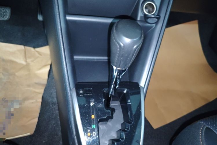 Used Toyota YARiS L Zhi Xuan 2021 X-Trail 1.5L CVT Luxury Edition Gear Lever