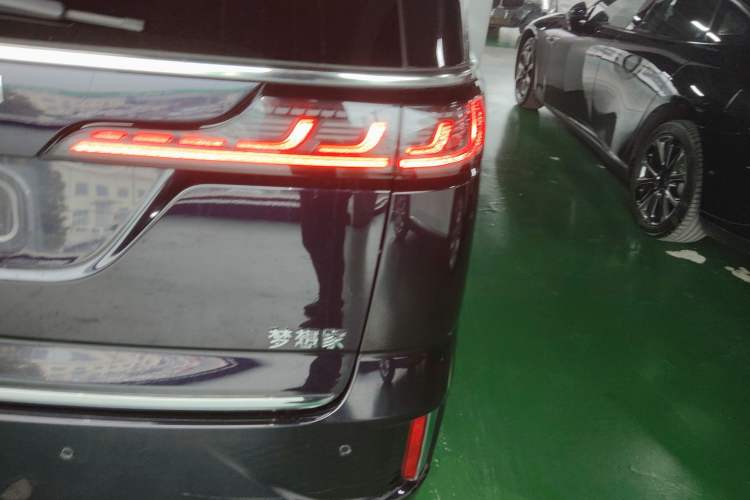 Used VOYAH Dream 2022 Low-Carbon Edition Plus Intelligent Driving Package
