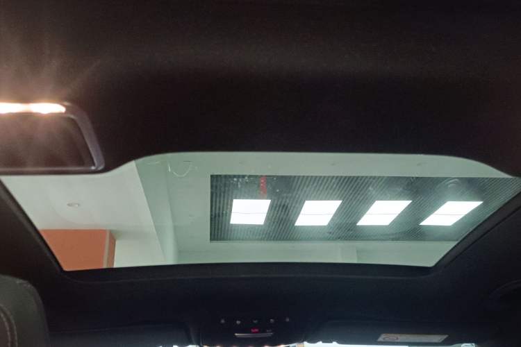 Used Mercedes-Benz GLC 2020 GLC 300 L 4MATIC Dynamic Edition
