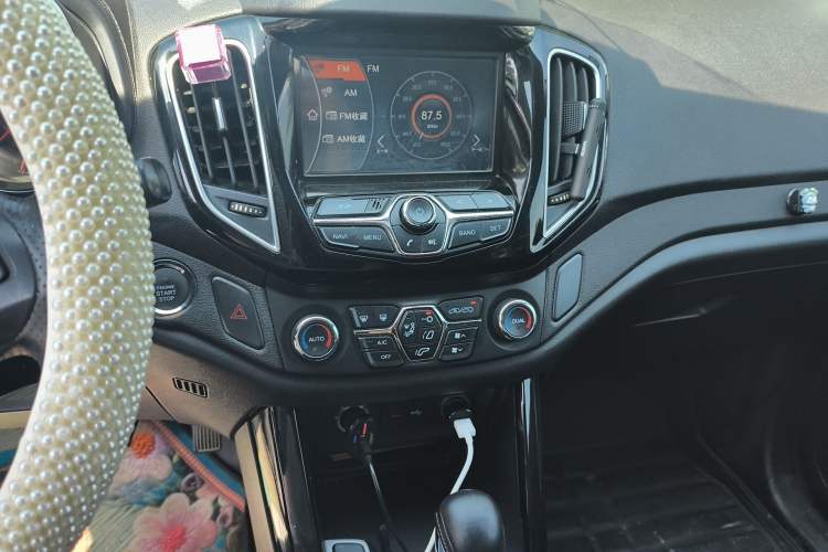 Used Chery Tiggo 5 2015 2.0L CVT Family Deluxe Edition Audio And AC Panel