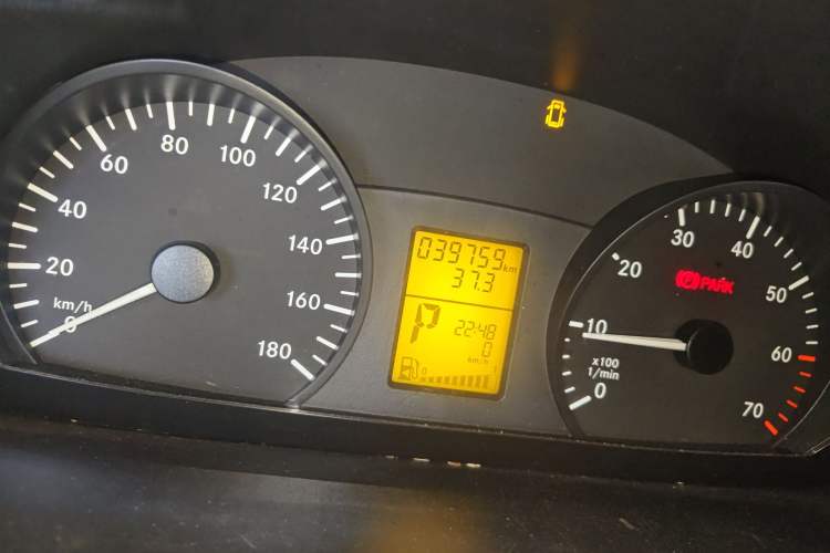 Used Xinkai Sprinter 2015 3.5L Standard Version
