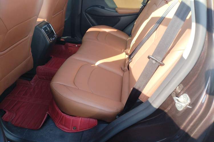 Used BORGWARD BX7 2016 28T Two-Wheel Drive Luxury Version 5 Seats
