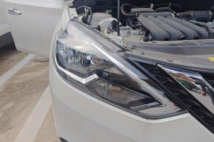 Used Nissan Sylphy 2024 Classic 1.6XL CVT Luxury Edition Right Front Headlight