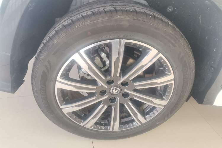 Used Changan CS75 PLUS 2025 Model, 3rd Generation Champion Edition 1.5T Jinghang Version