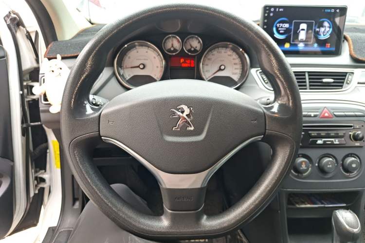 Used Peugeot 308 2014 Enjoy Edition Classic 1.6L Automatic Premium Model Steering Wheel