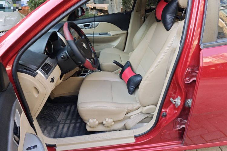 Used Buick Excelle 2013 1.5L Automatic Classic Model
