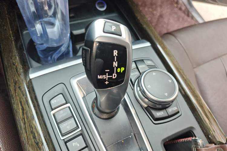 Used BMW X5 2015 xDrive28i
