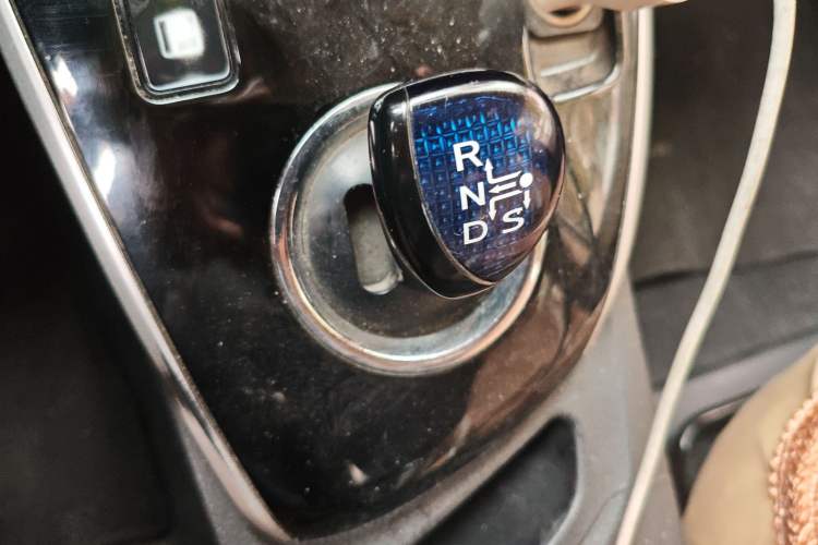 Used Toyota Corolla 2017 Revised Dual-Engine 1.8L E-CVT Leading Edition
