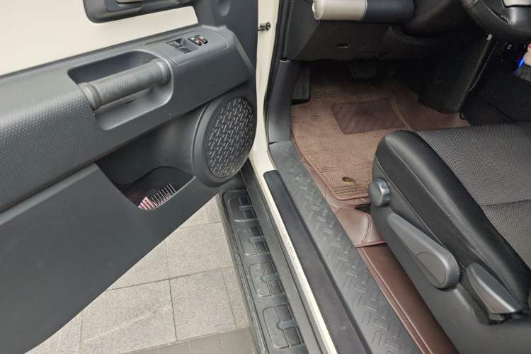 Used Toyota FJ Cruiser 
