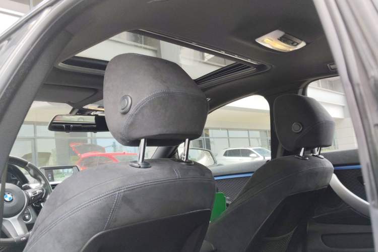 Used BMW 4 Series 2017 425i Gran Coupe Leading Model with M Sport Package Headliner