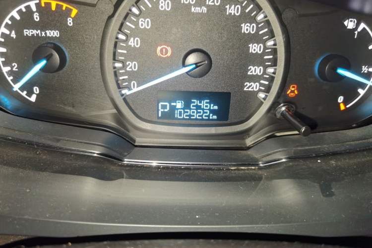 Used Ford Escort 2017 Happiness Edition 1.5L Automatic Fashion Version Odometer Close Up