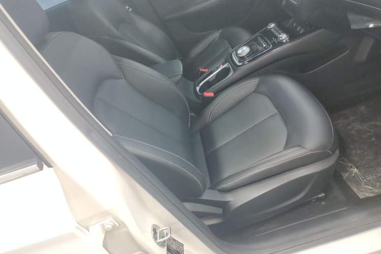 Used Roewe Ei5 2019 Smart Connect Supreme Edition