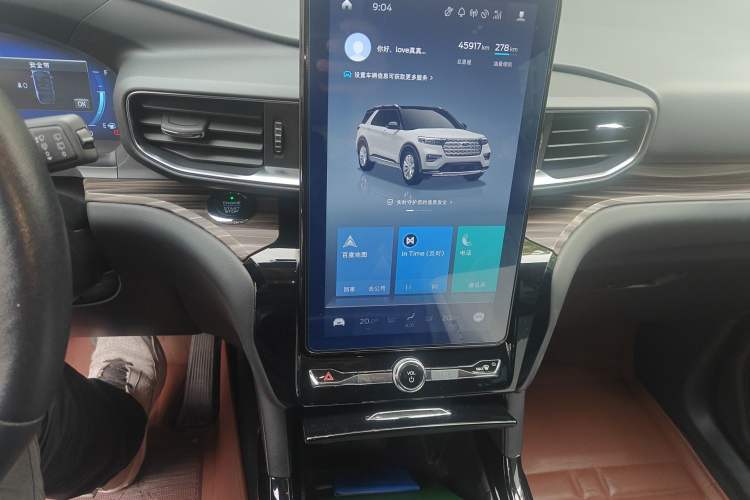 Used Ford Explorer 2020 EcoBoost 285 4x4 Titanium Edition 7-Seater Audio And AC Panel