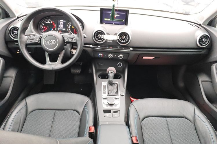 Used Audi A3 2018 30th Anniversary Edition Sportback 35 TFSI Fashion Model
