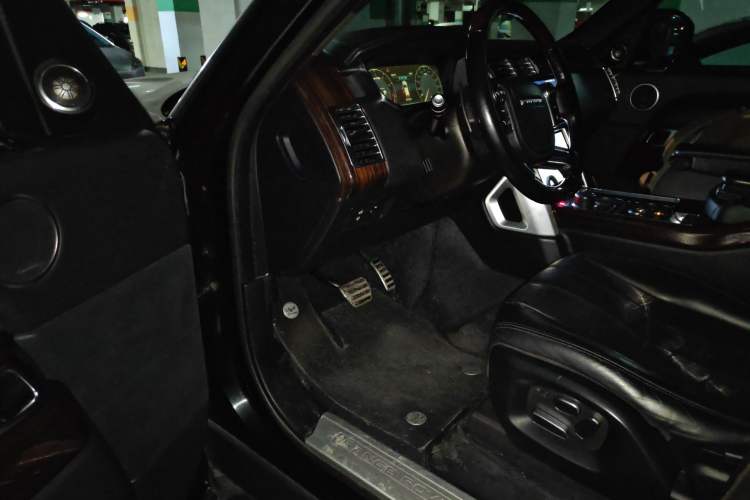 Used Land Rover Range 2013 5.0 SC V8 Vogue SE
