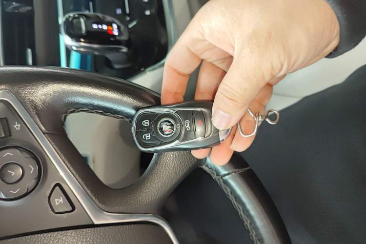 Used Buick GL8 2020 Land Business Class 652T Luxury Model