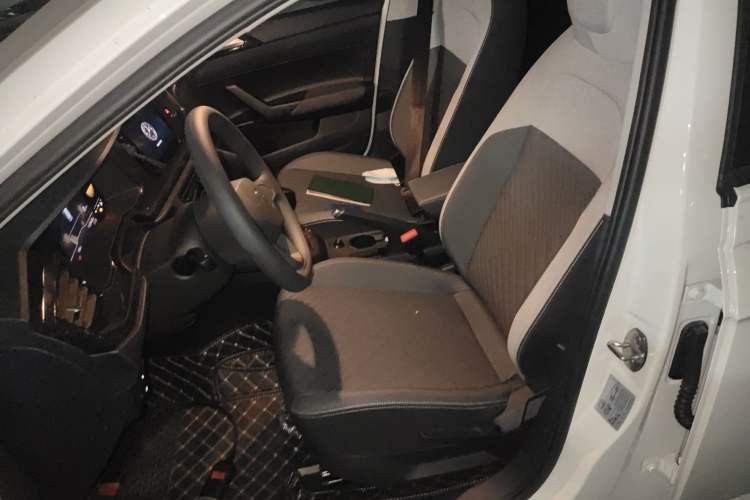 Used Volkswagen Lavida 2023 New Sharp 1.5L Manual New Comfort Edition