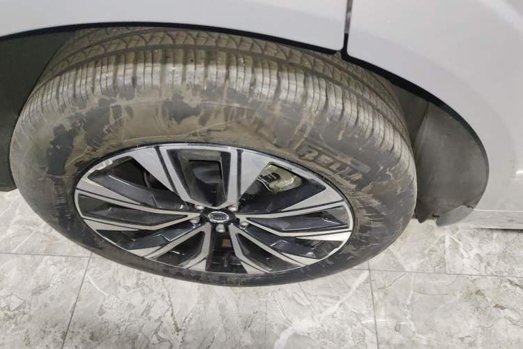 Used Volvo XC60 2024 B5 4x4 Smart Luxury Edition