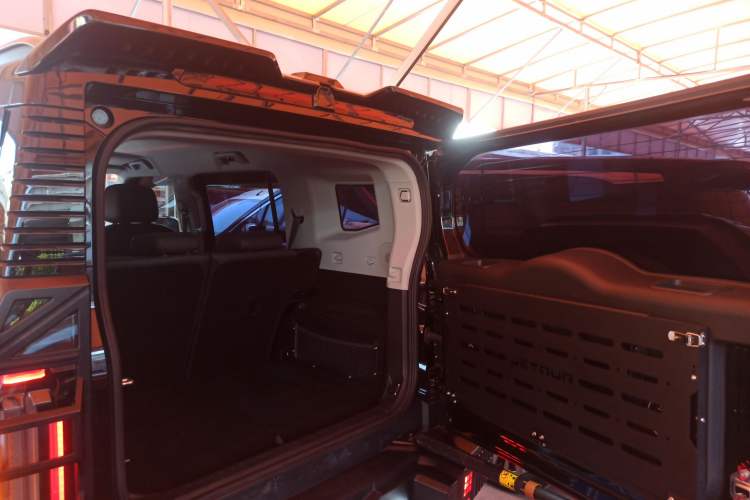 Used JETOUR Traveler 2023 2.0T All-Wheel-Drive Crosser