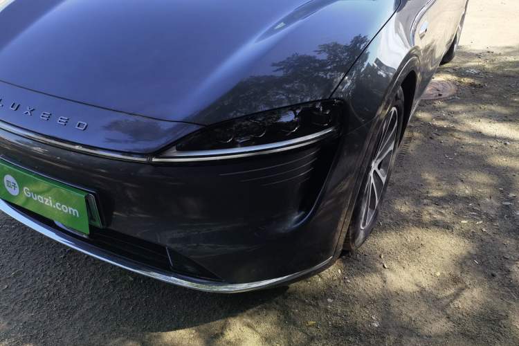 Used Hima Luxeed R7 2024 All-Electric 736 km Ultra
