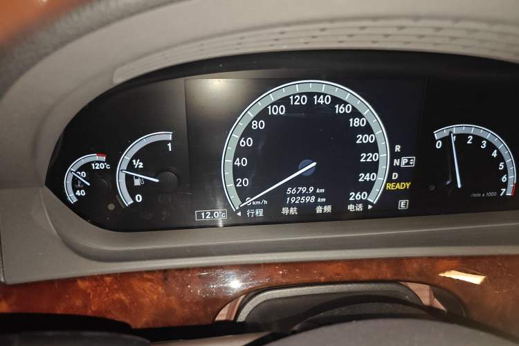 Used Mercedes-Benz S-Class 2010 S 400 L HYBRID Instrument Cluster