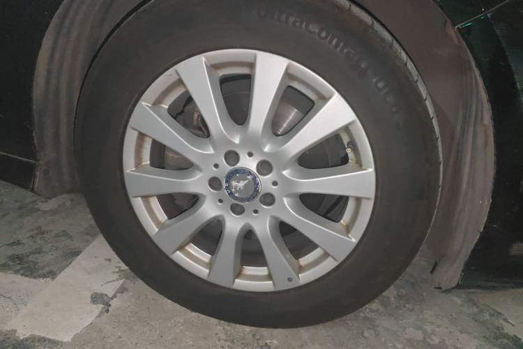 Used Mercedes-Benz R-Class 2014 R 320 4MATIC Business Model