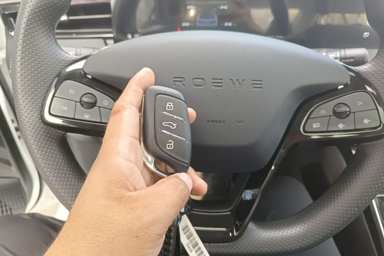 Used Roewe i5 2023 1.5L CVT Luxury Edition
