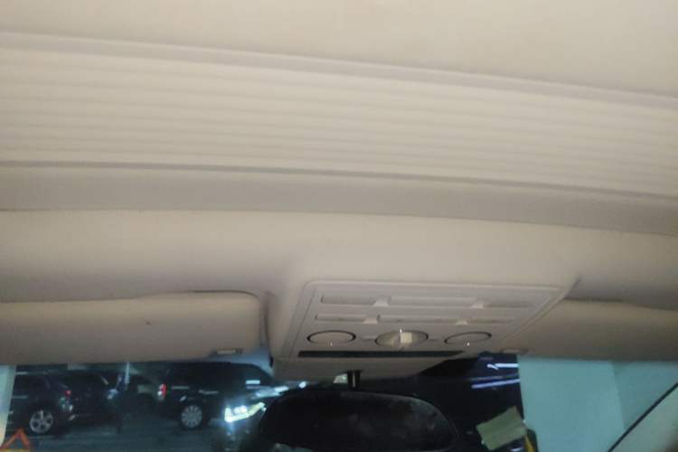 Used Volkswagen Phaeton 2015 3.0L Smart Edition Headliner