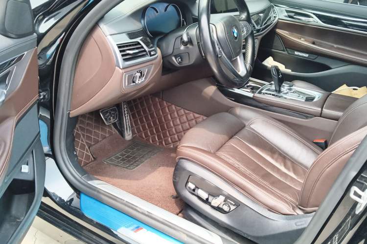 Used BMW 7 Series 2018 730Li Leading Model M Sport Package