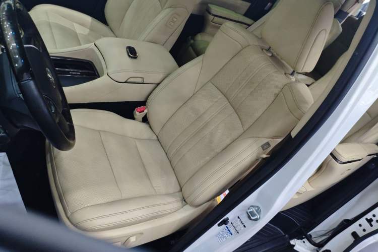 Used Toyota Vellfire 2020 Dual-Engine 2.5L HV Prestige Edition
