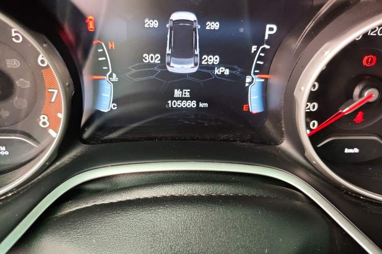 Used Jeep Compass 2017 200T Automatic Family Enjoyment Four-Wheel Drive Edition
