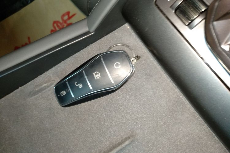 Used BYD Han L 2025 EV Four-Wheel Drive LiDAR Flagship Model Interior 1