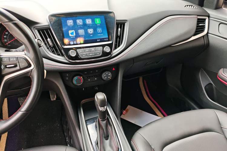 Used Chevrolet Monza 2020 Light Hybrid RS 330T Automatic Comfort Edition Audio And AC Panel