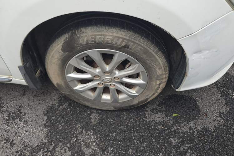Used GAC Trumpchi GA3S Vision 2014 1.6L Manual Elite Edition Right Front Wheel Hub