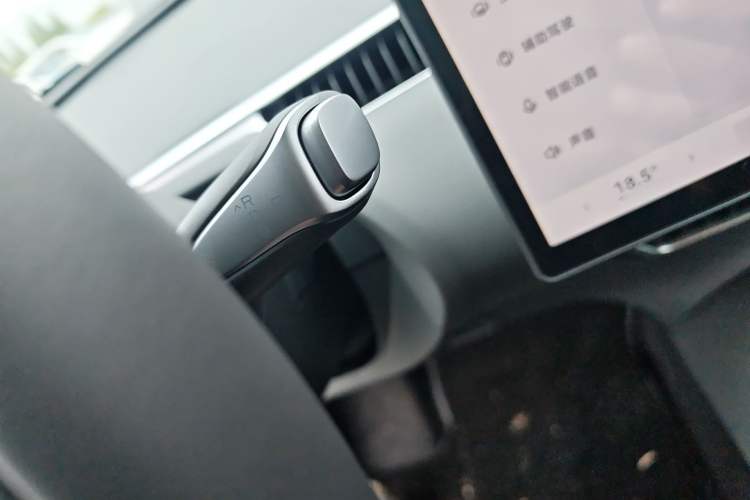 Used XPeng MONA M03 2025 620 Ultra-Long Range Plus Gear Lever