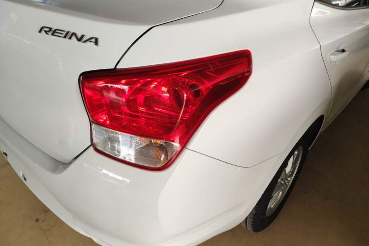 Used Hyundai Verna (older generation) 2020 1.4L Manual GL Refreshed Edition Right Rear Taillight